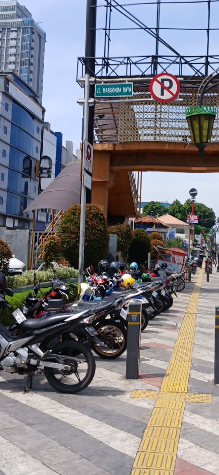 Pemerintah Kota Depok Harus Tegas Hukum Atas Parkir Liar...