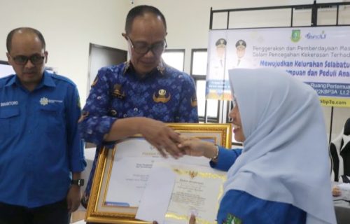 DP2KBP3A Kota Sukabumi Raih Penghargaan Dari BKKBN