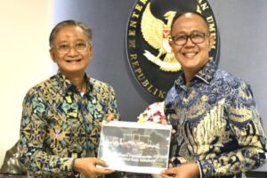Temui Menteri PU, Wali Kota Sukabumi Ajukan Tiga Usulan...