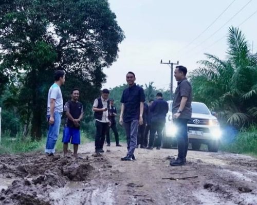 Jalan Poros Rusak, Bupati OKI Koordinasi Dengan...