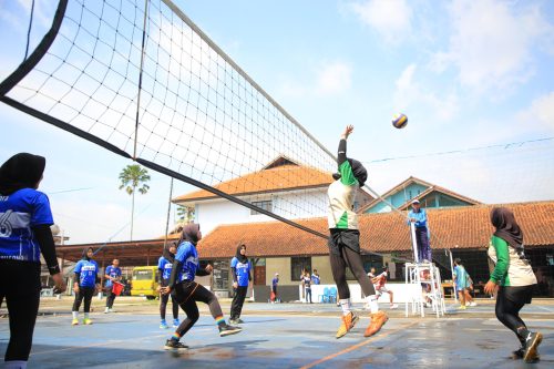 Dispora Buka Turnamen Bola Volly FKKS SMA Cup Tahun 2025