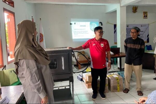 Ketika Teknologi Bertemu Desa : Cerita Bawang Putih,...