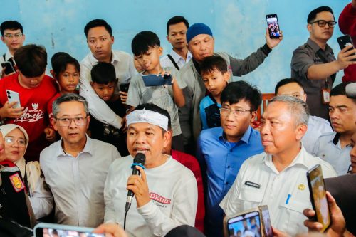 Gubernur Jawa Barat Dedi Mulyadi Pastikan 250 KK Korban...