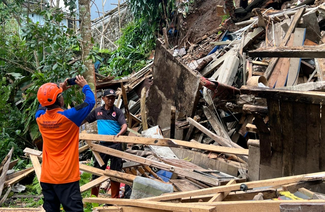 DPUTR Diduga Abai Lakukan Perbaikan Pasca Bencana Alam...