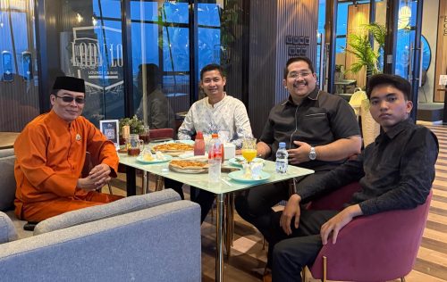 Bersama Dr. Bahtera Gurning, Dr. Dudung Nurullah...