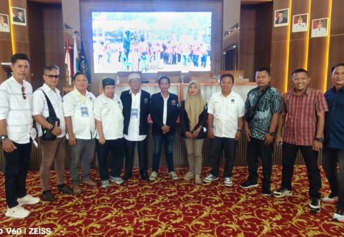Heri Kusnadi Terpilih Secara Aklamasi Jadi Ketua PWI...