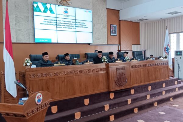 DPRD Kota Cimahi Bahas Pertanggungjawaban APBD 2025,...