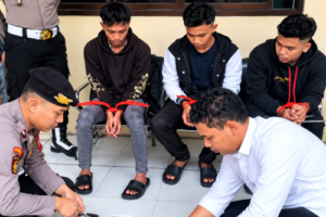 Gerak – Gerik Mencurigakan di Perempatan Nagrak Berujung...