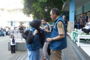 Sekda Sukabumi Lepas 720 Mahasiswa KKN UMMI, Dorong Jadi...