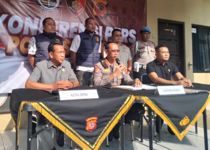 Polres Banjar Ungkap Kasus Dugaan Penipuan Rp. 243,1...