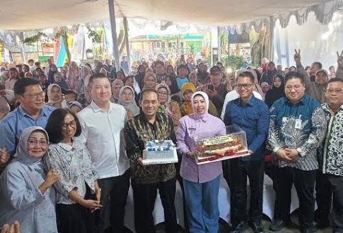 Kolaborasi Dengan Dunia Usaha, Pemkot. Cimahi Salurkan...