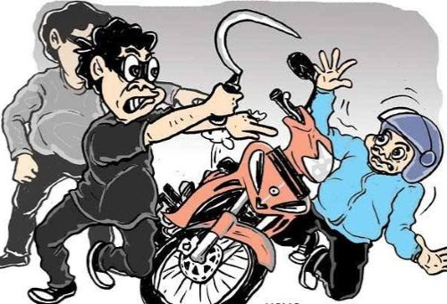 Gerombolan Bercelurit Teror Warga di Cianjur, Rampas...